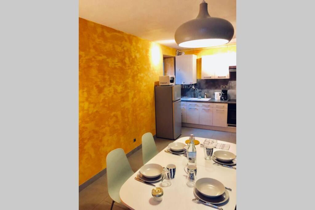 F3 - Neuf - 4/6 P - Lits King Size - Wifi - Cour Apartman Le Puy-en-Velay Kültér fotó